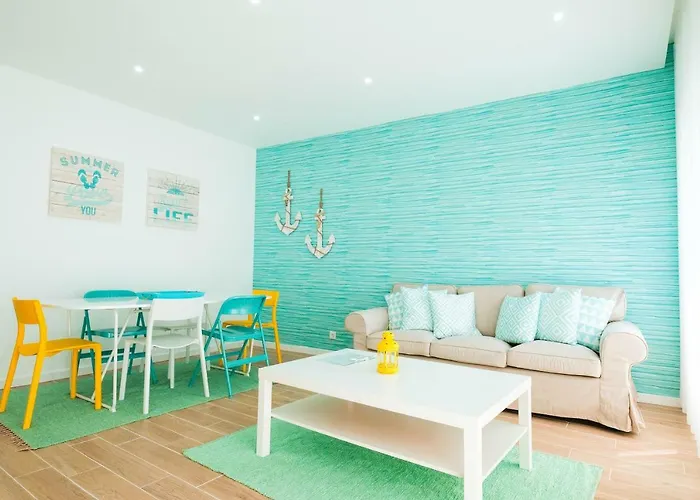 Iris アパート ナザレ